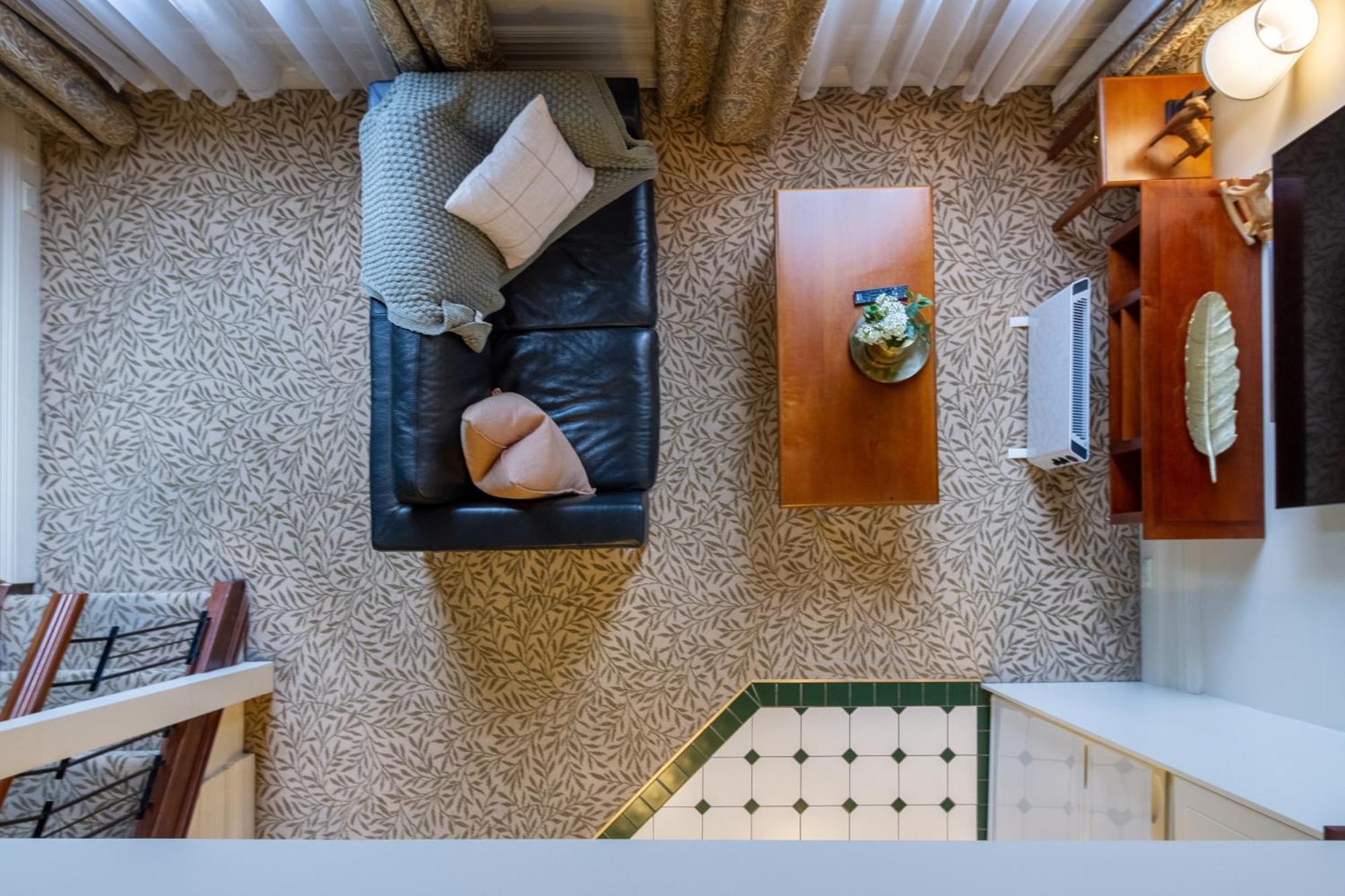 Beauty In The Cbd - 1Bed Free Parking Pool Apartment ไครสต์เชิร์ช ภายนอก รูปภาพ